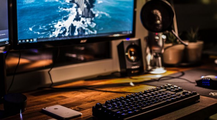 Which is the best gadget? Gaming Monitor Vs TV Gaming Screen Vs Monitor